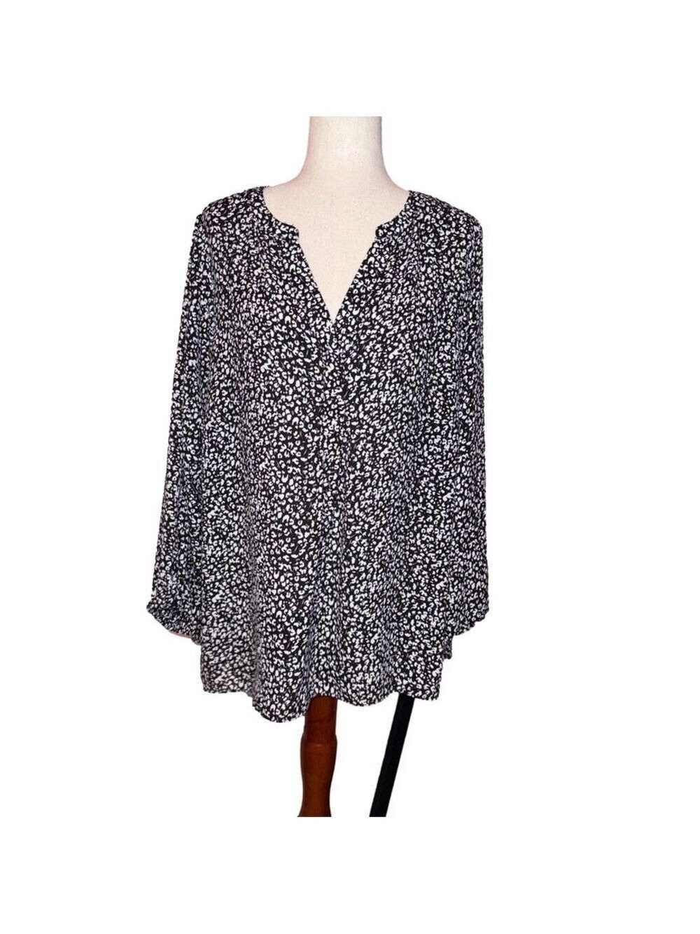 Tamari black n white speckled shirt long sleeve size 1x woman slinky